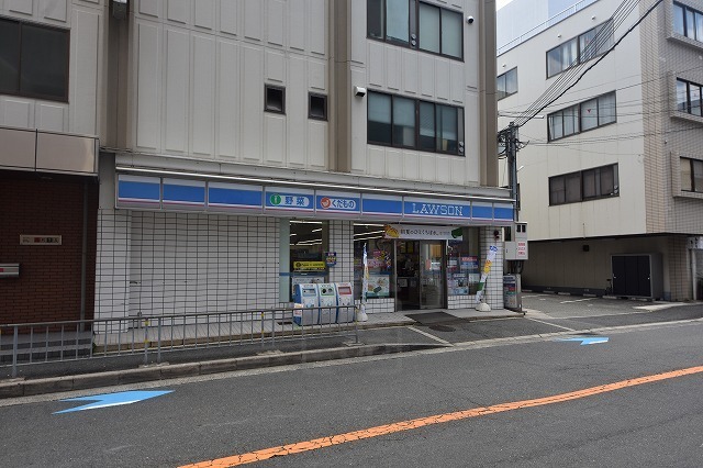 コンビニ　ローソン　江坂東店（コンビニ）まで443m