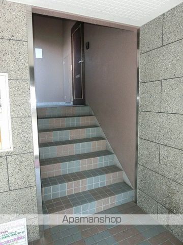 鹿児島市電谷山線 荒田八幡駅 徒歩2分 5階建 築30年の外観写真