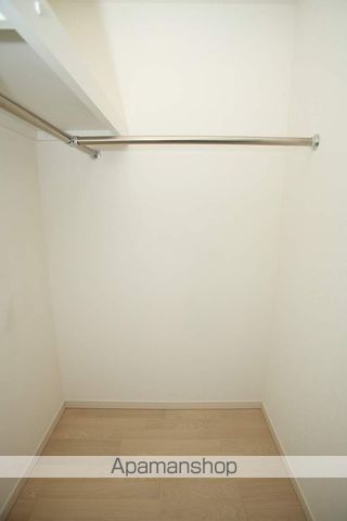 地下鉄御堂筋線 中津駅 徒歩7分 9階建 築13年の内装写真