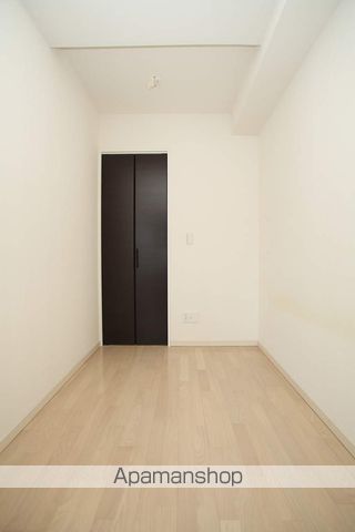 地下鉄御堂筋線 中津駅 徒歩7分 9階建 築13年の内装写真