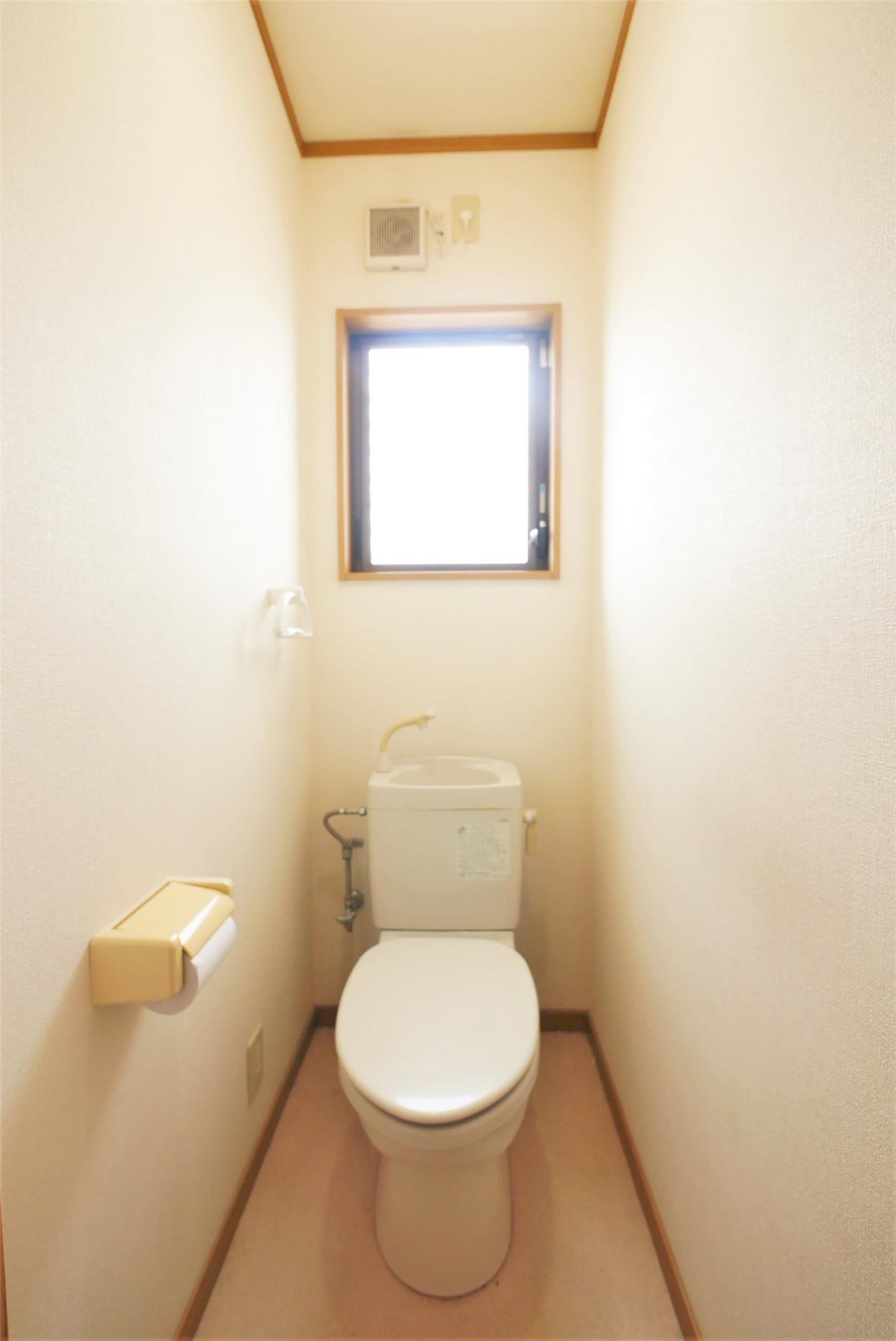 セラヴィAのトイレ写真