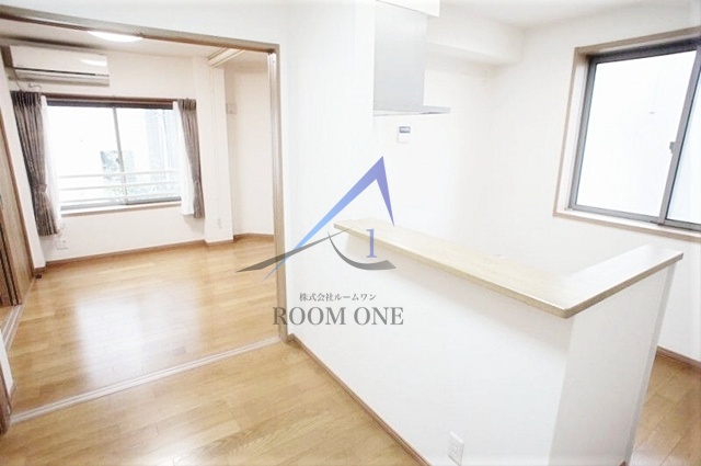居室・リビング　洋室のお部屋です。