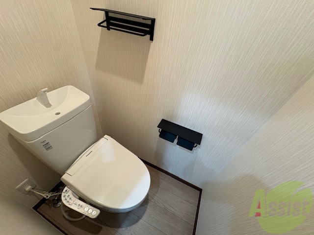 トイレ　トイレは、シャワートイレとなっております。