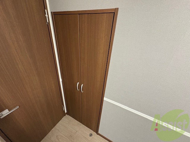 収納　こちらのクローゼットは洋室にございました。
