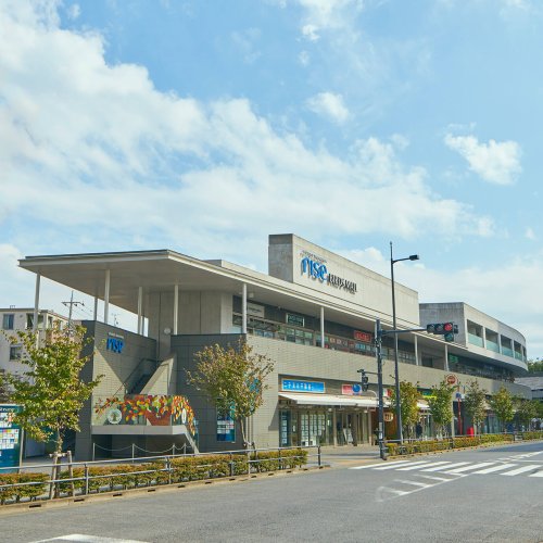 ショッピングセンター　二子玉川ライズバーズモール（ショッピングセンター）まで741m