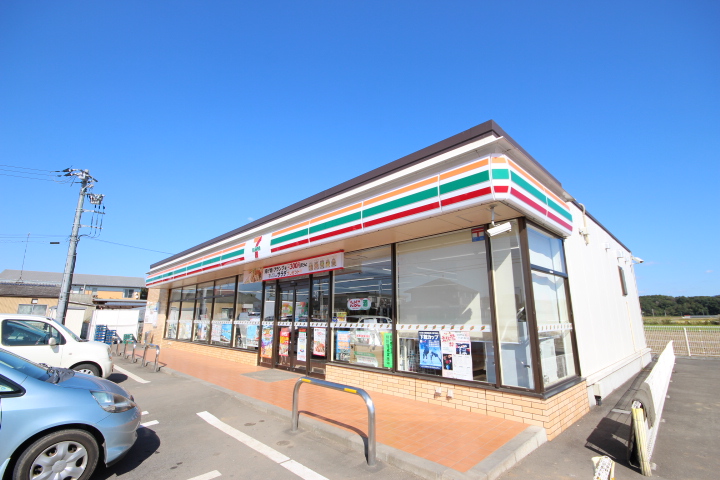 コンビニ　セブンイレブン筑西上星谷店（コンビニ）まで1097m