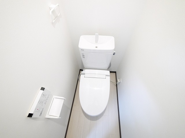 トイレ　トイレもきれいです