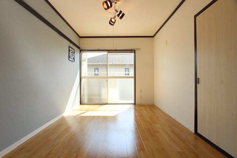 その他部屋・スペース　洋室5.6帖★収納スペースもあります★