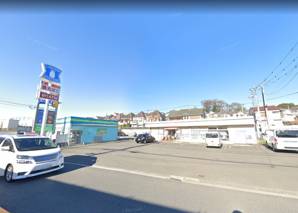 コンビニ　ローソン 横浜馬場三丁目店（コンビニ）まで322m