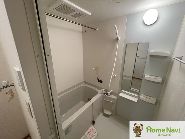 バス・シャワールーム　浴室乾燥機・追い焚き付き