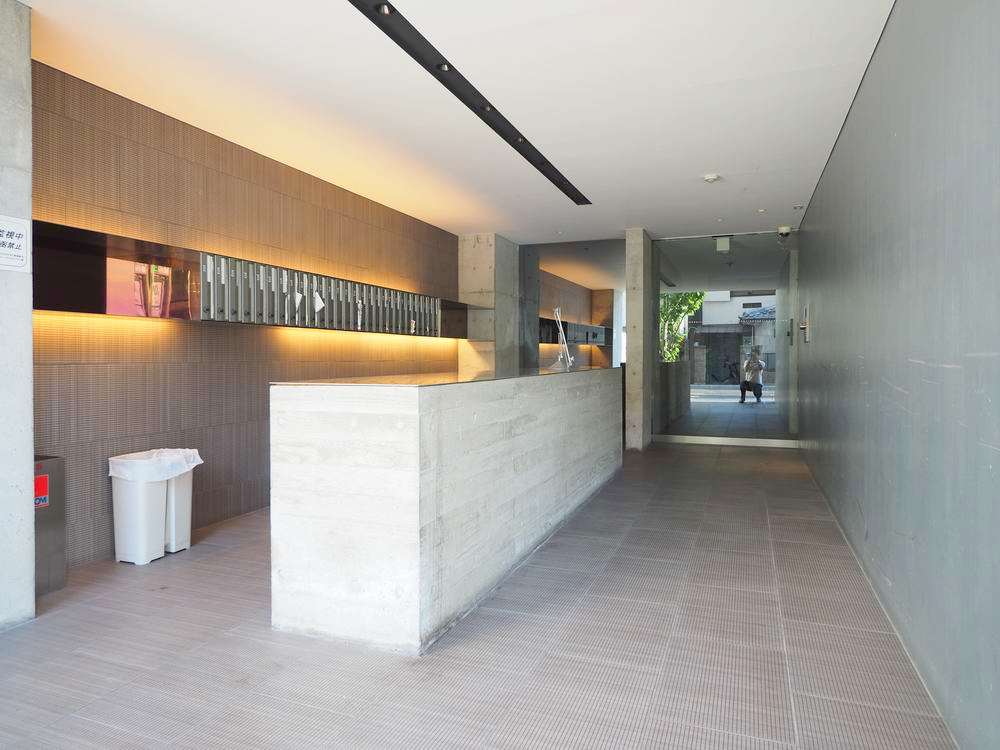 エントランス　アドバンス心斎橋ネクスチャー