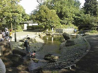 公園　蚕糸の森公園（公園）まで577m