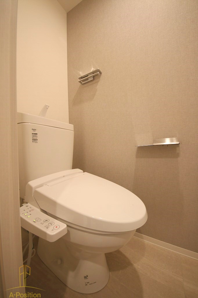トイレ　シーズンフラッツ梅田NORTH