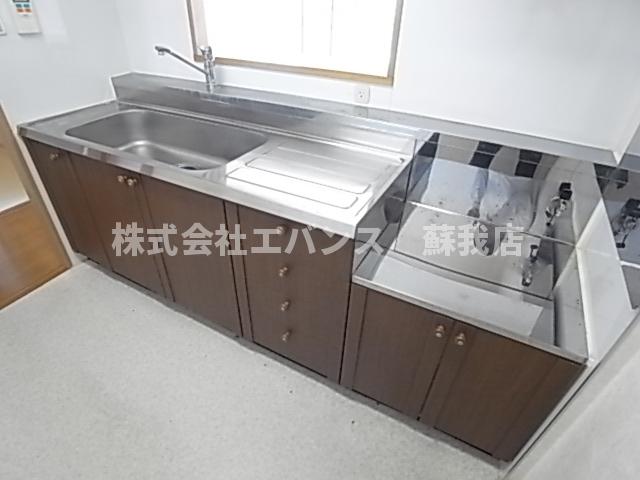 キッチン　キッチンでお料理をお楽しみください