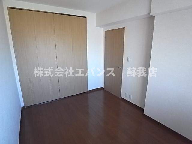 その他部屋・スペース　使い勝手のいい寝室です