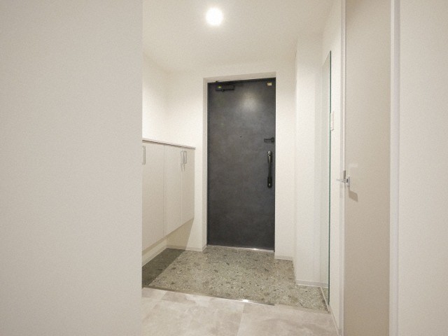 玄関　広々とした玄関です！