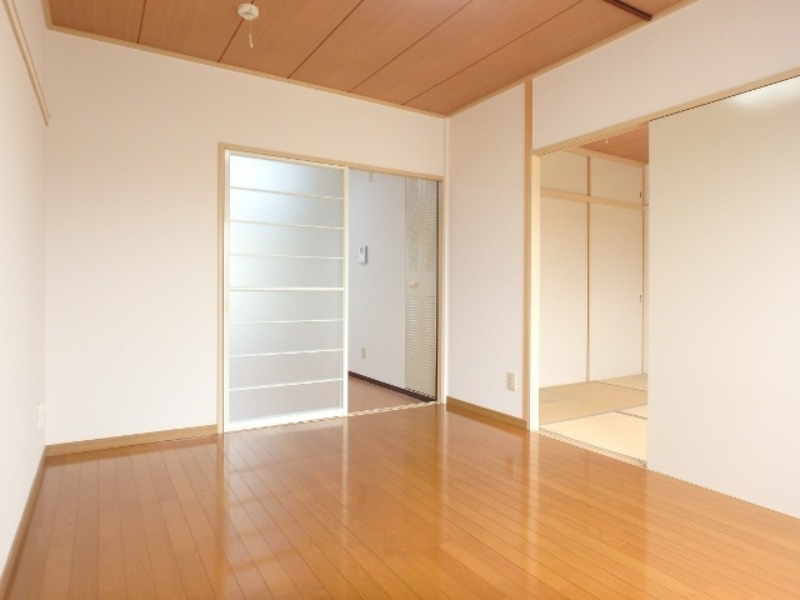 居室・リビング　図面と現状に相違がある場合には現状を優先