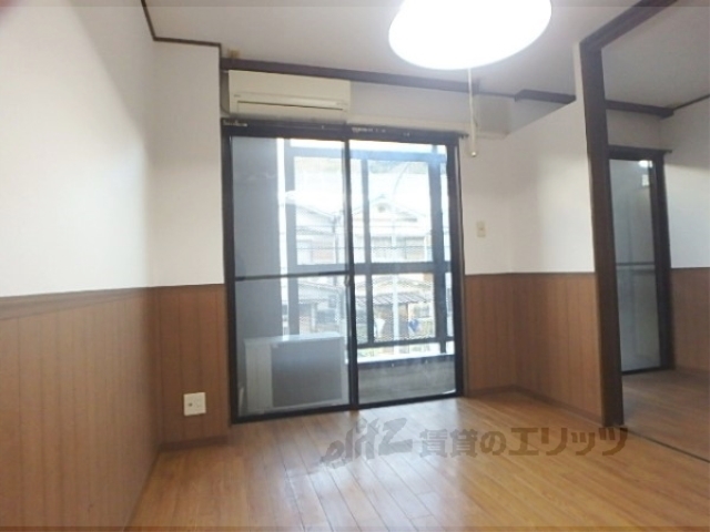 居室・リビング　洋室