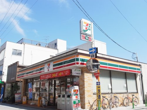 コンビニ　セブンイレブン 近鉄大和八木駅南口店（コンビニ）まで482m
