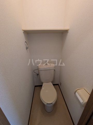 ＪＲ東海道本線 静岡駅 バス乗車時間：17分 最寄りバス停で下車 徒歩8分 2階建 築32年のトイレ写真