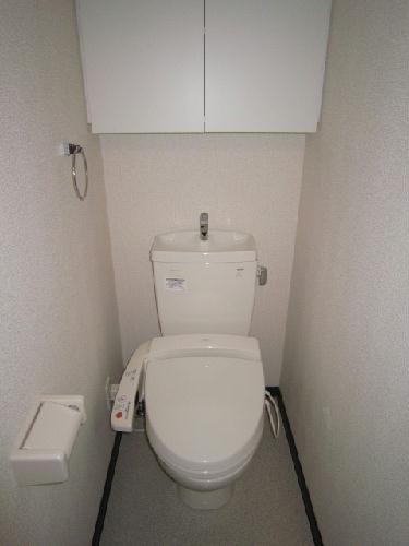 トイレ　温水洗浄便座／収納BOX有