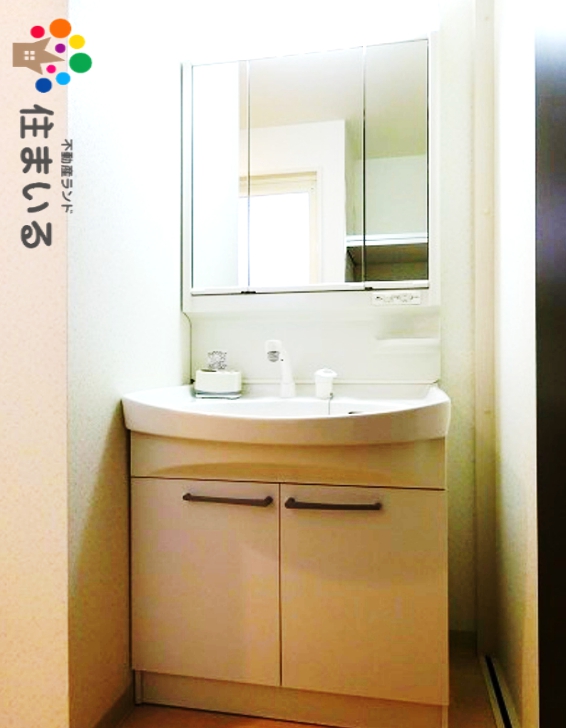 洗面設備　※同物件の参考写真です。