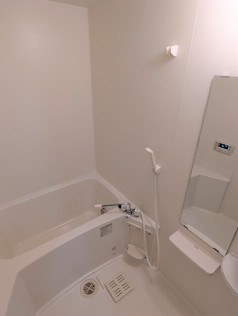 バス・シャワールーム　☆追焚機能付浴室☆