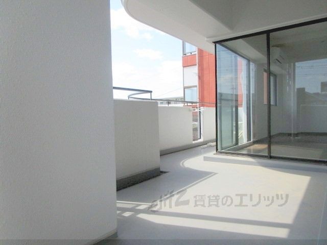 バルコニー　ベランダ