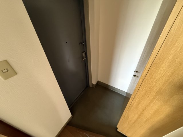 玄関　たっぷりとした収納のある玄関です