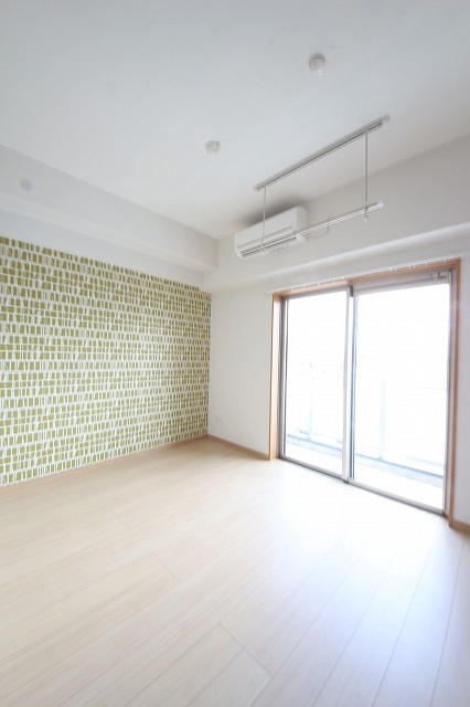 GALA PLATINUM COURTの居間写真