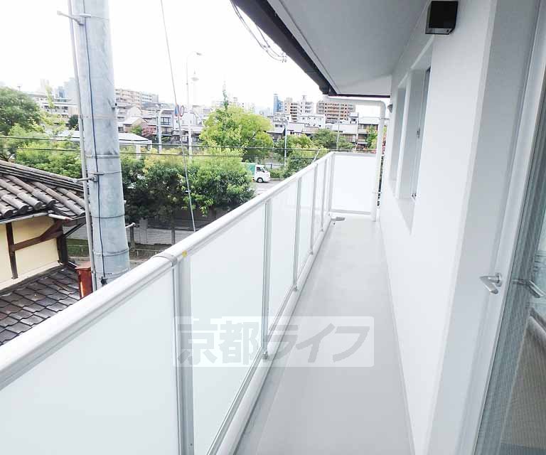 【京都市東山区上堀詰町のマンションのバルコニー】