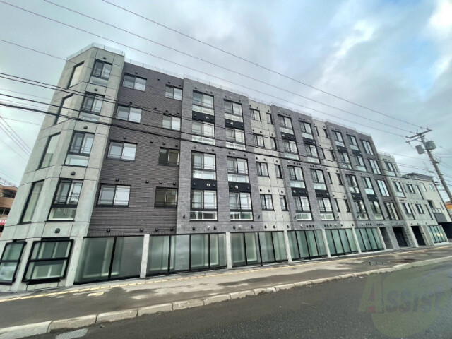 建物外観　札幌市豊平区豊平１条「ＬｉｖｅＣａｓａ豊平」