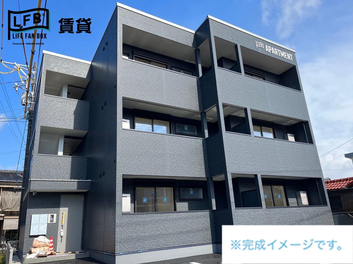 【ＬＦＢ　ＡＰＡＲＴＭＥＮＴ西柳のエントランス】