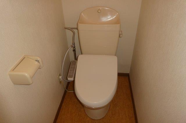 トイレ　ウォシュレット