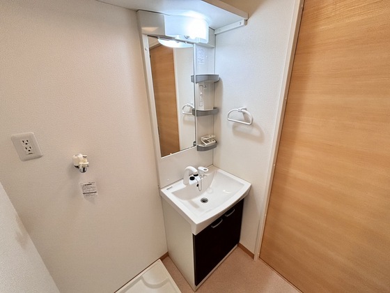 洗面設備　洗髪洗面化粧台