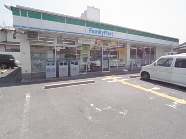 コンビニ　ファミリーマート　大東寺川店（コンビニ）まで505m
