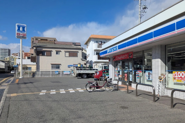 コンビニ　ローソン東仲ノ町店（コンビニ）まで186m