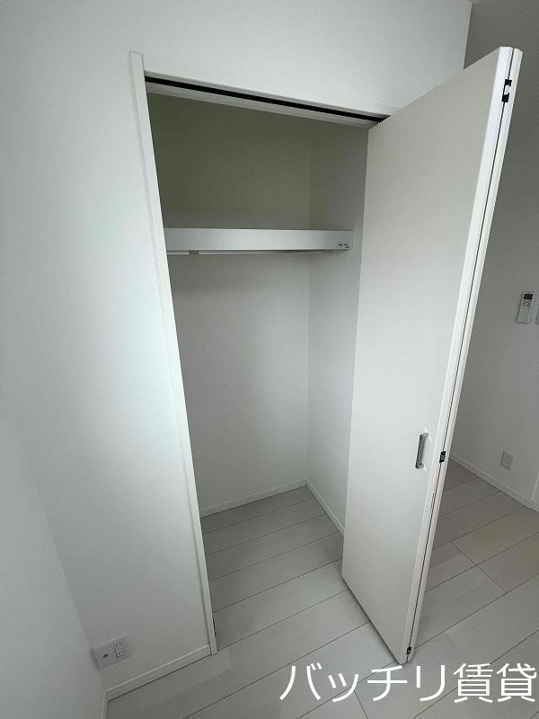 収納　別号室タイプの為、現状を優先致します。