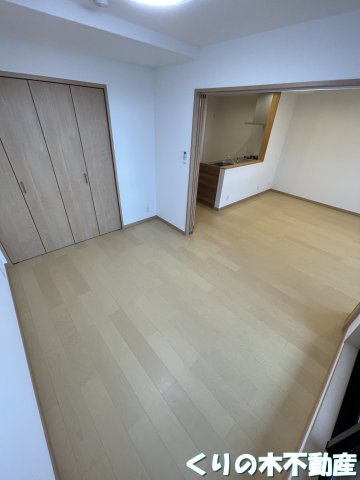 その他部屋・スペース　落ち着いて過ごせるお部屋なので、寝室にいかがでしょうか