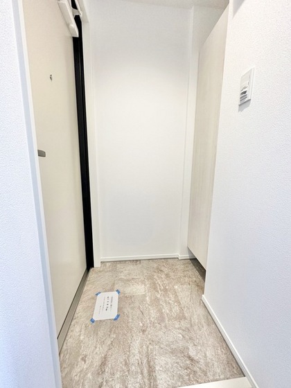 玄関　※別部屋の写真です