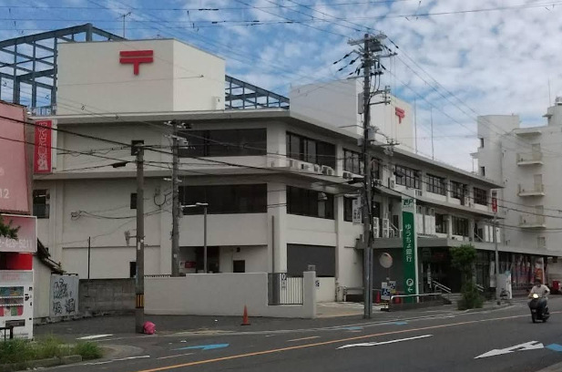 銀行　ゆうちょ銀行岸和田店（銀行）まで132m