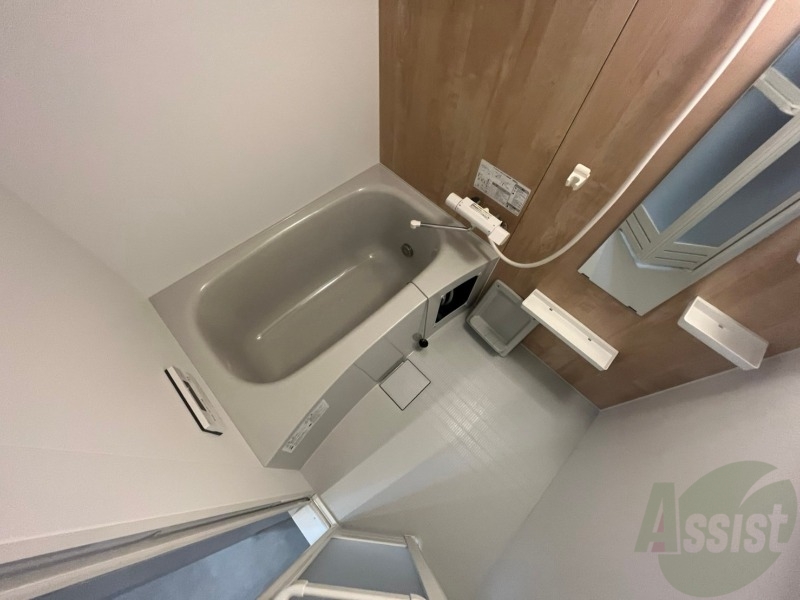 バス・シャワールーム　お風呂になります。一日の疲れを癒してくださいね。