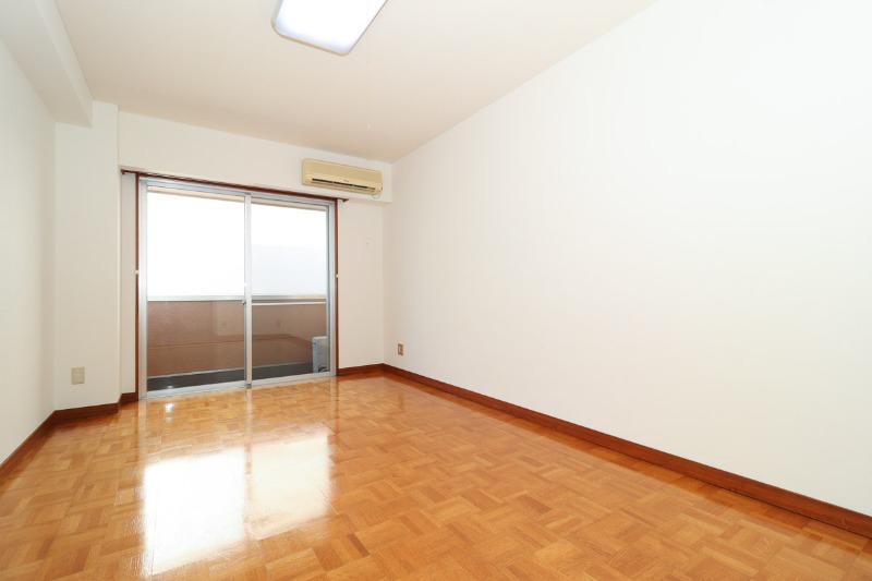 居室・リビング　図面と現状に相違がある場合には現状を優先