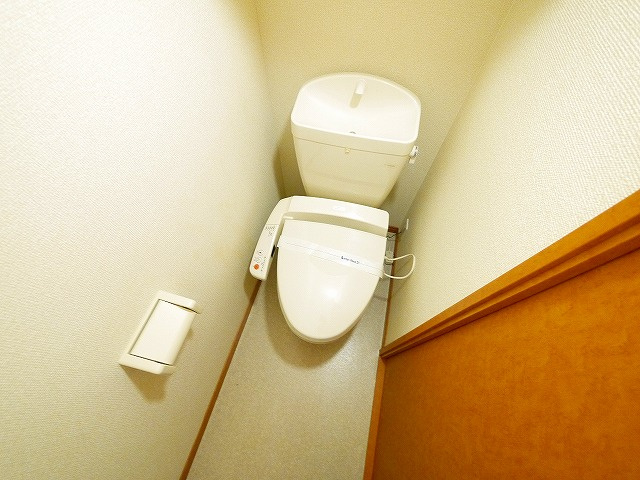 トイレ　ゆったりとした空間のトイレです