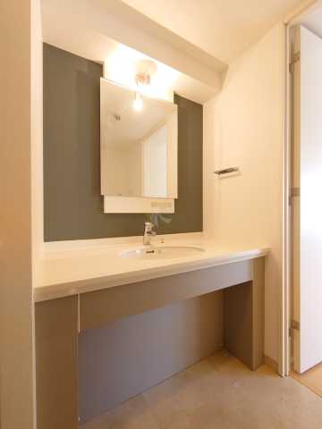 洗面設備　トレディカーサ恵比寿