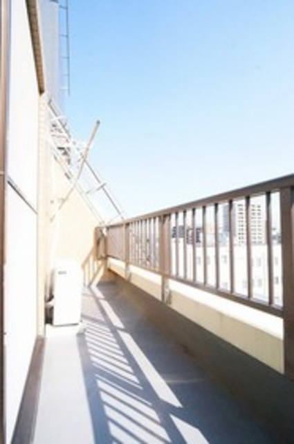 バルコニー　参考写真（同建物別部屋のものです）