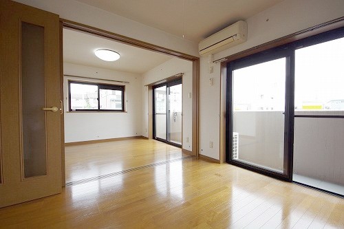 居室・リビング　12帖