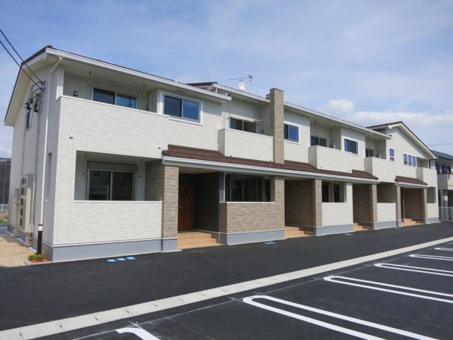 建物外観　落ち着いた雰囲気の外観です