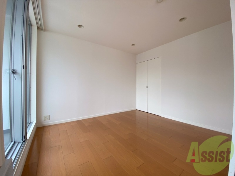 その他部屋・スペース　寝室です。二部屋をどう使うかはあなた次第です！