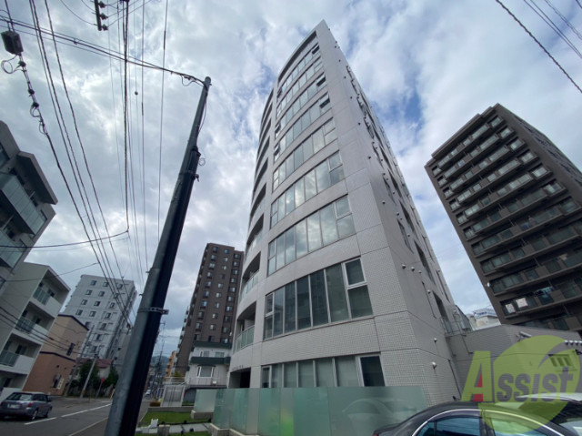 建物外観　札幌市中央区大通西「ＩＮＦＩＮＩＴＹ２２」